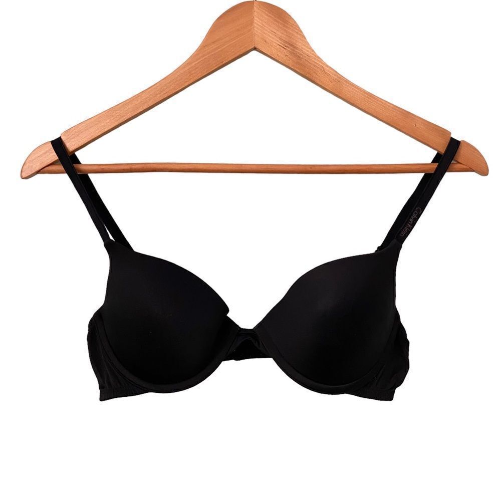 Calvin Klein Sexy Black Bra with Wire in Size ***SEE MEASUREMENTS***